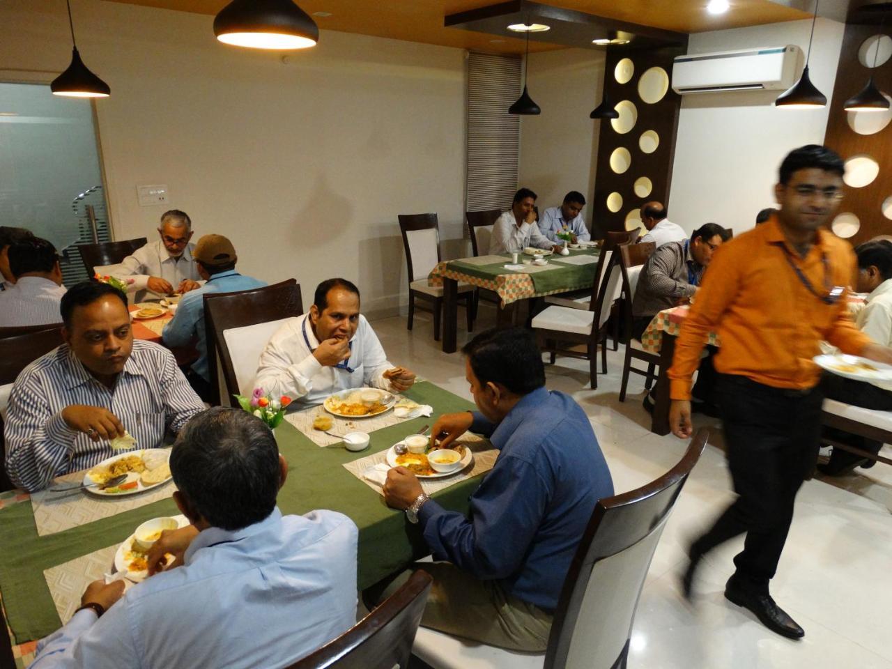 Hotel Royal Inn Chittorgarh Exterior foto